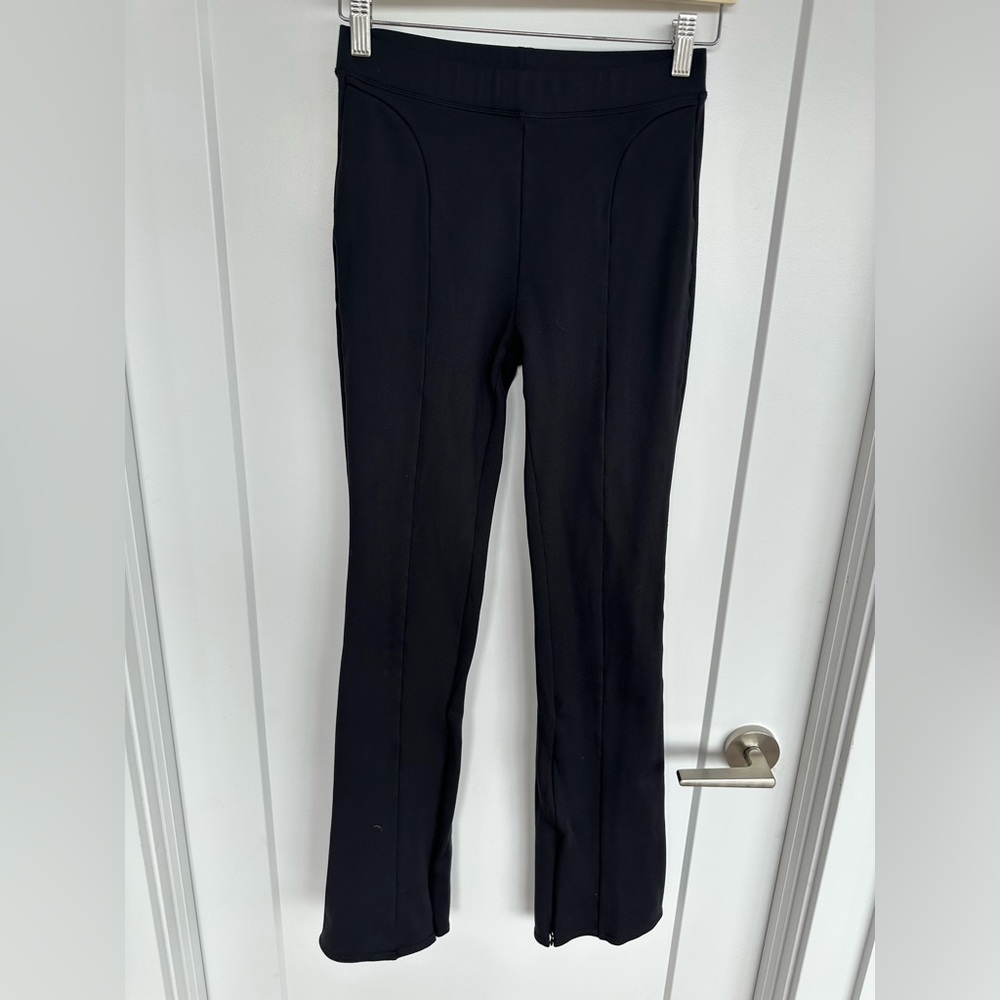 ALO Yoga High-Waist Zip It Flare Leggings Ankle Slit - Picture 4 of 9